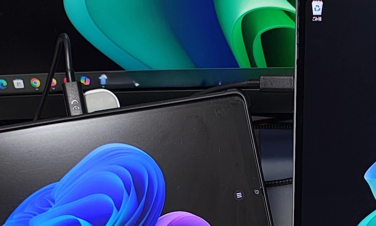 Surface Pro 11 CopilotPC Legion Tab マルチモニタ